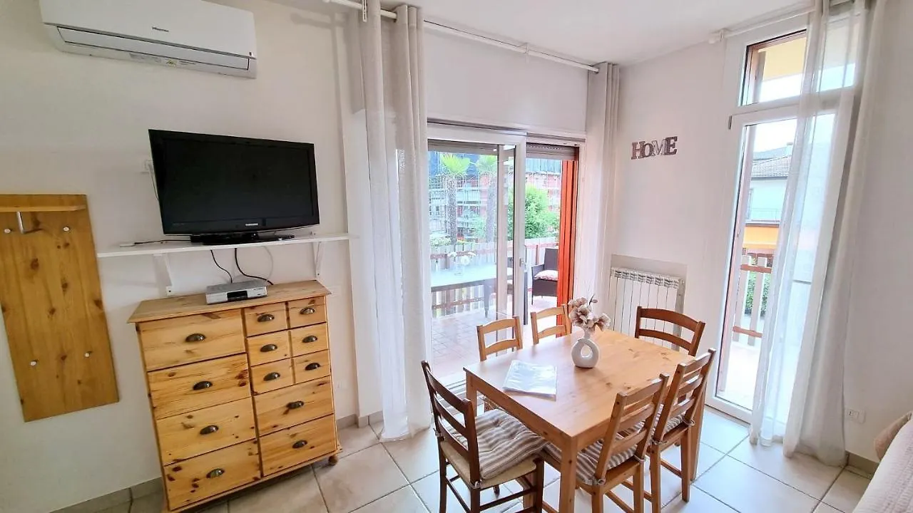 Stay-With-Us Appartments Peschiera del Garda Italy