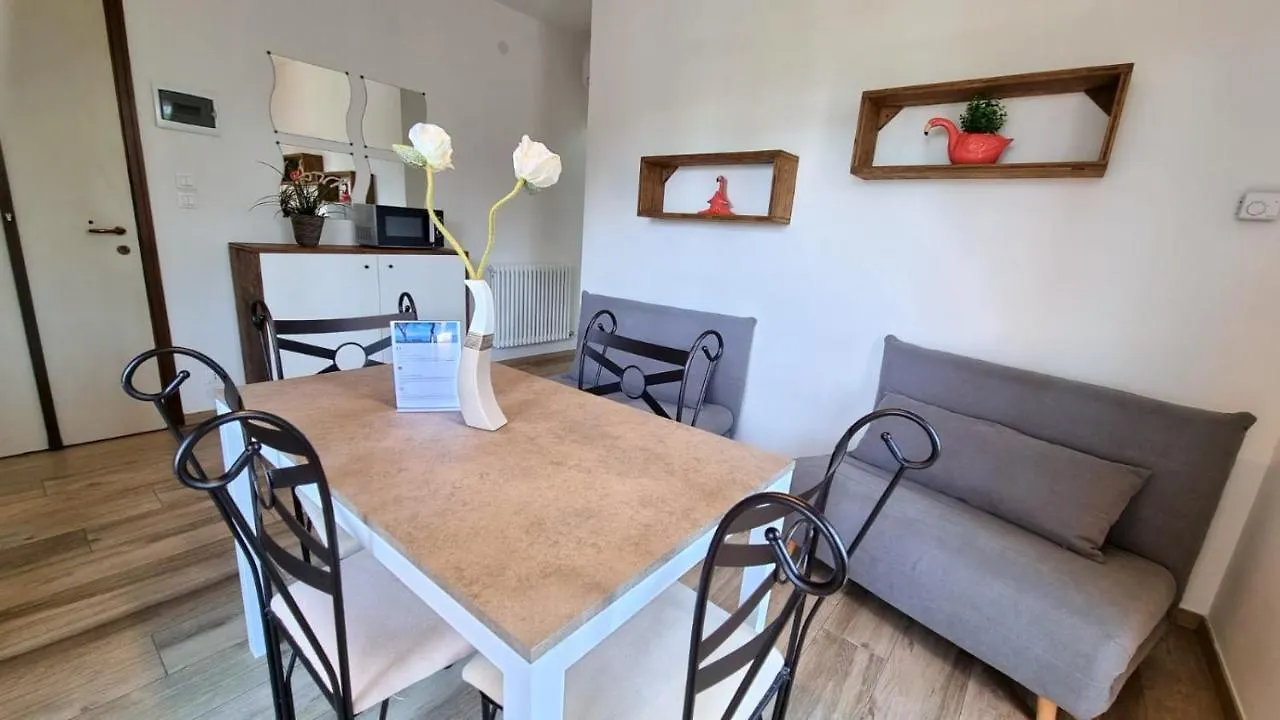 Stay-With-Us Appartments Peschiera del Garda Apartment
